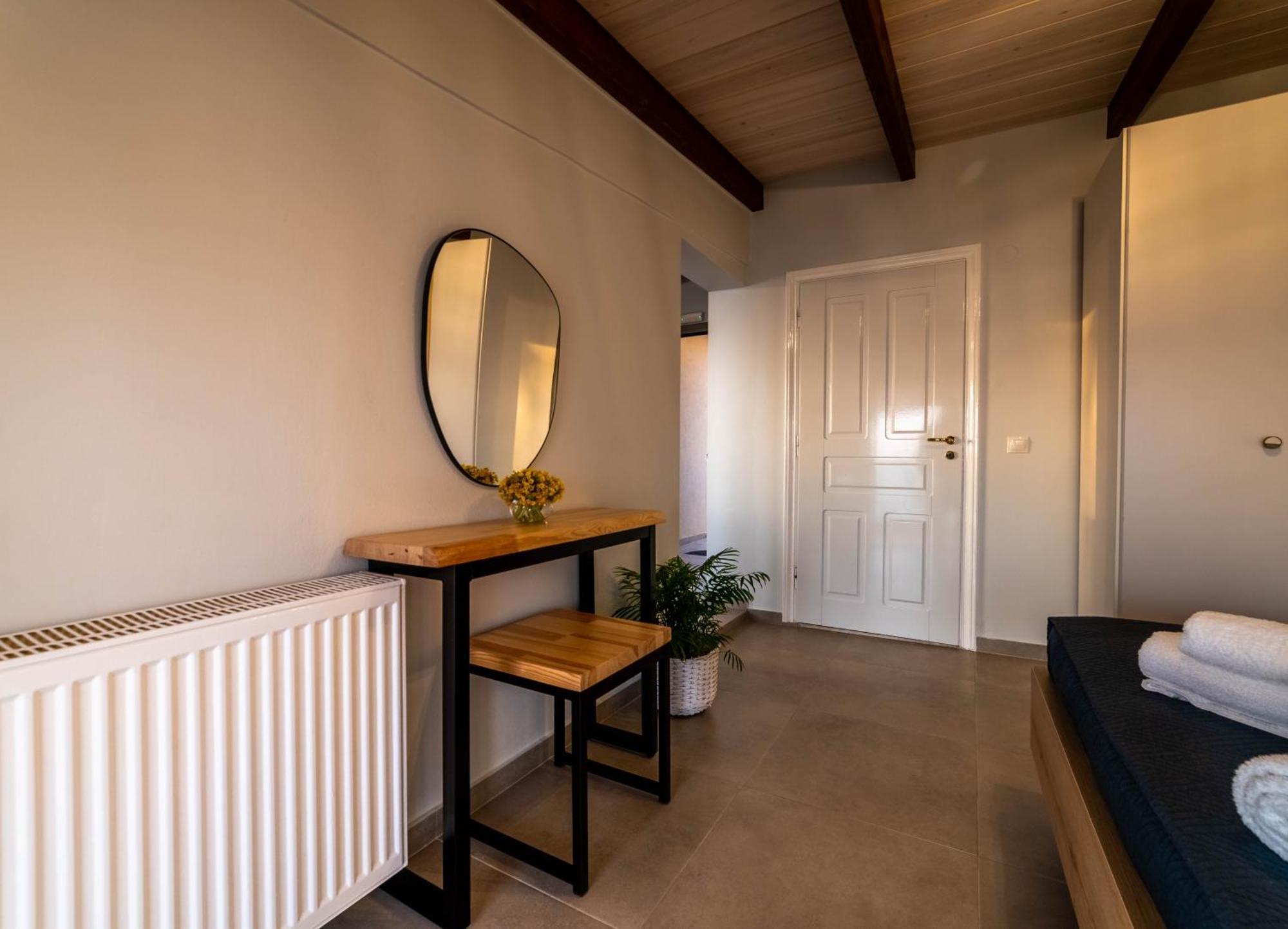 Ionian Blue Suite Preveza Exterior photo
