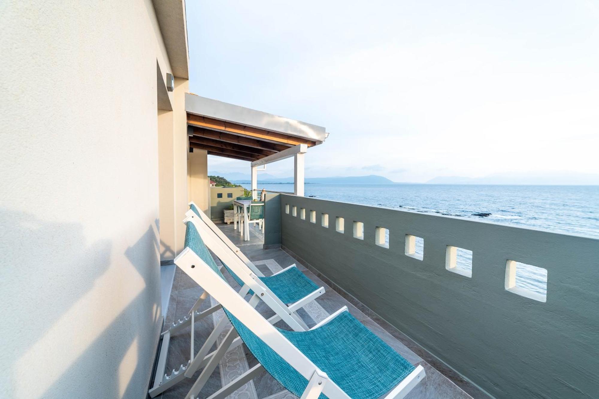 Ionian Blue Suite Preveza Exterior photo